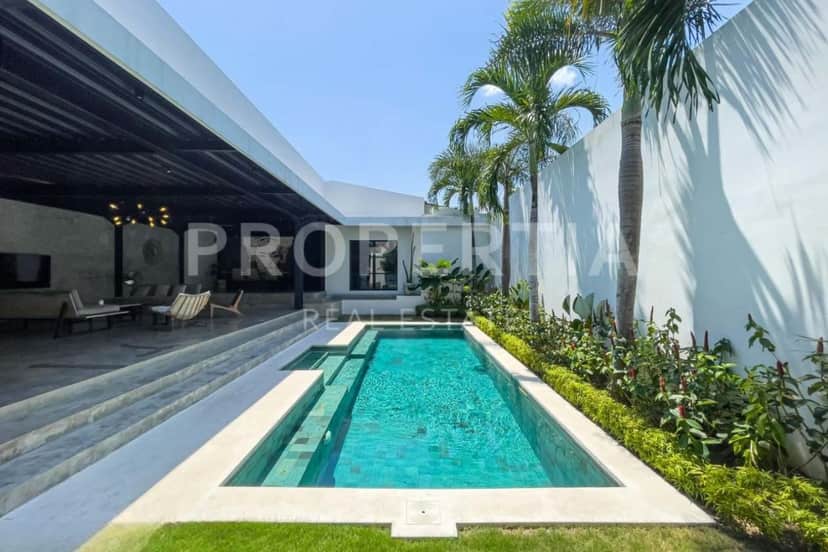 3-bedroom leasehold villa in Berawa — photo 2 of 5