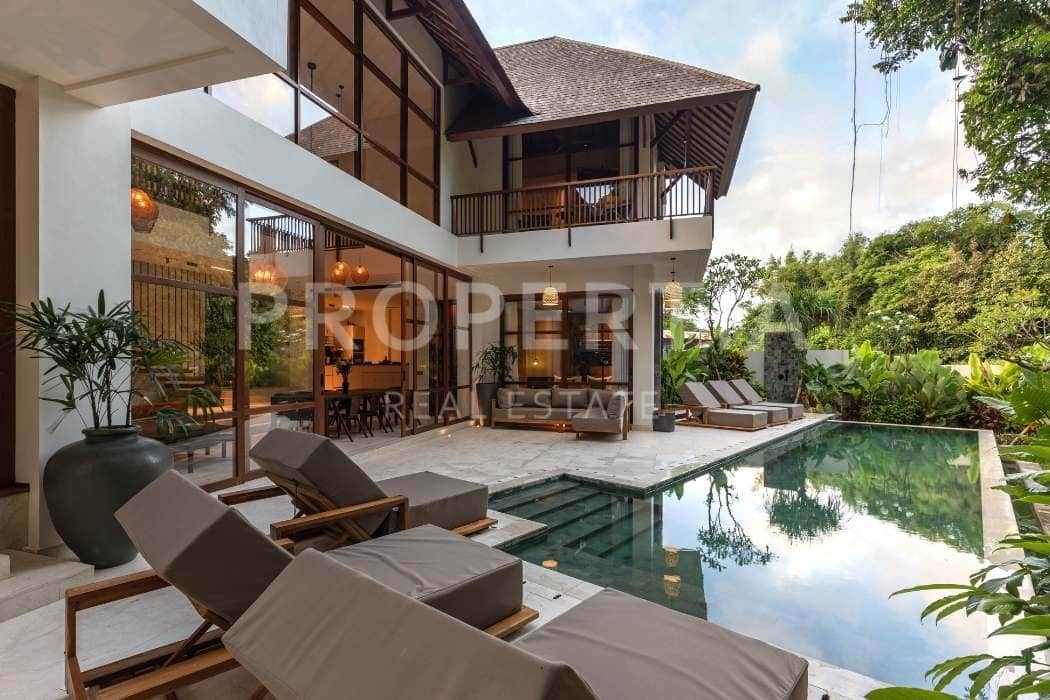 Elegant Contemporary Villa in Nyanyi