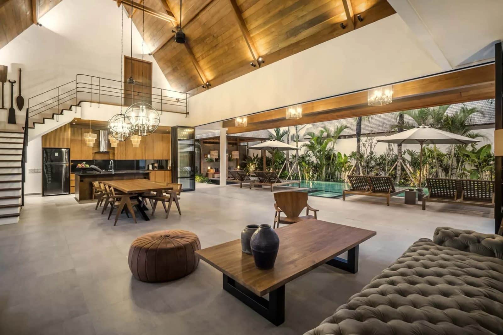 4-bedroom leasehold villa in Pererenan — photo 4 of 5