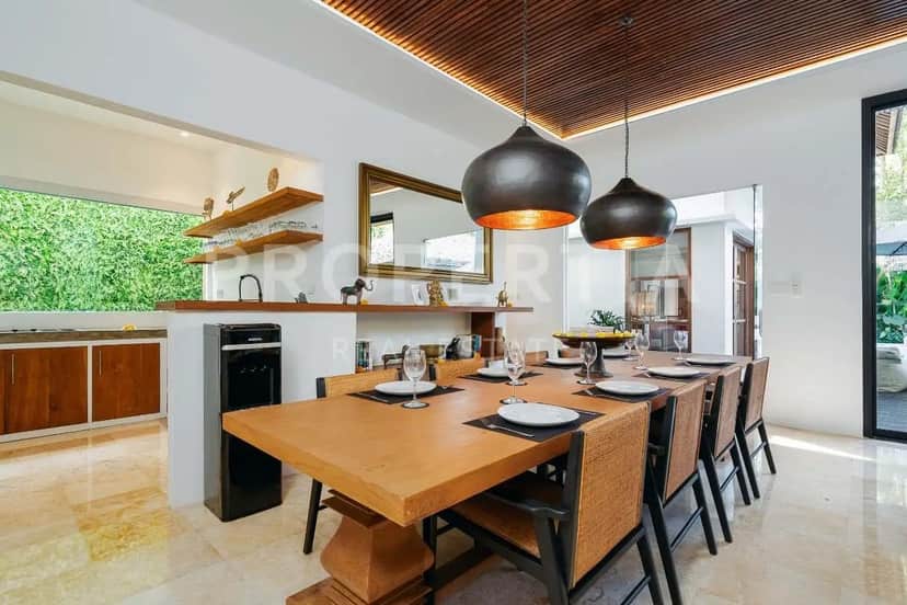 4-bedroom leasehold villa in Canggu — photo 5 of 5