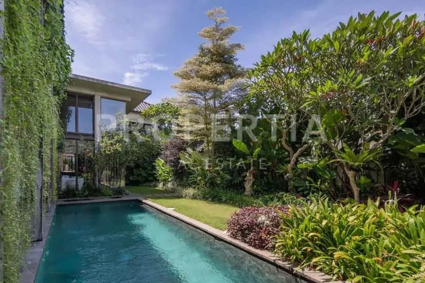 4-bedroom leasehold villa in Berawa — photo 3 of 5