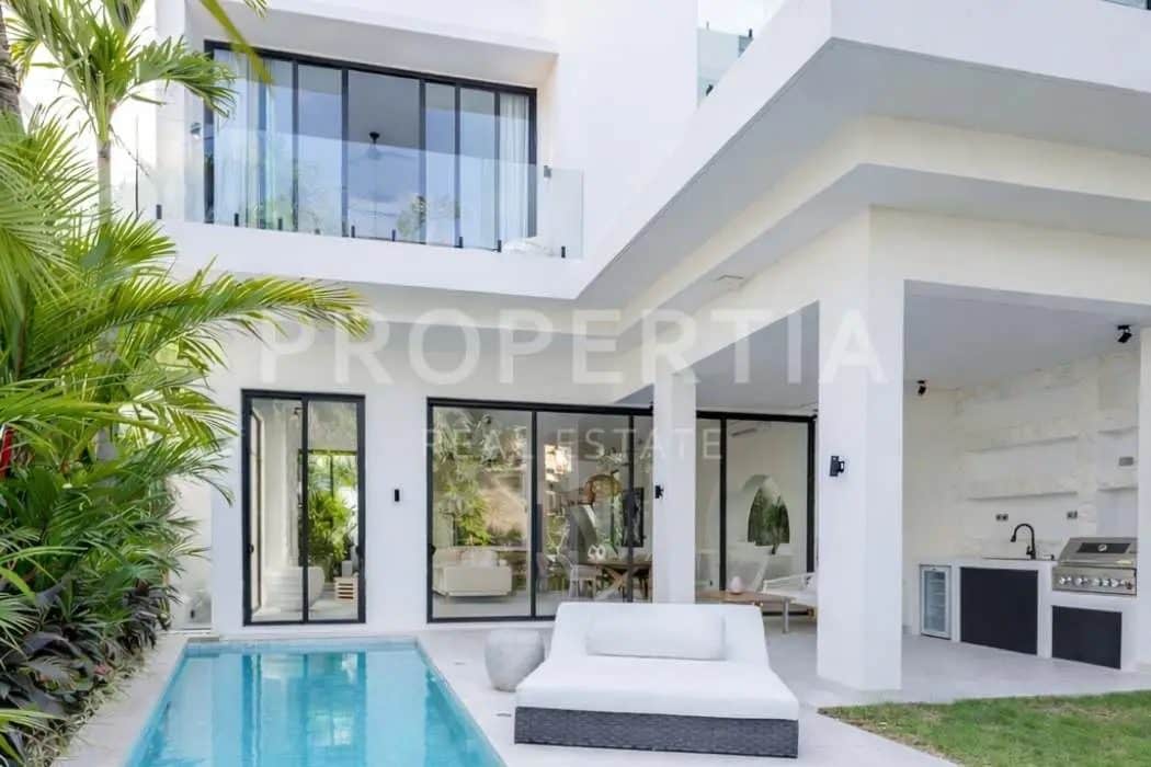 4-bedroom leasehold villa in Pererenan — photo 2 of 5