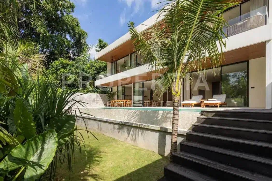 4-bedroom leasehold villa in Pererenan — photo 2 of 5
