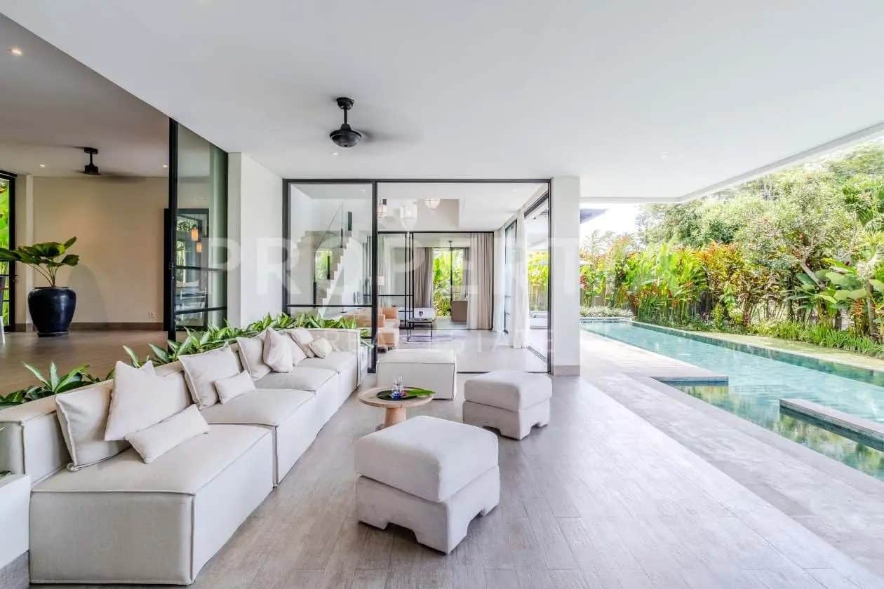 4-bedroom leasehold villa in Buduk/Mengwi — photo 4 of 5