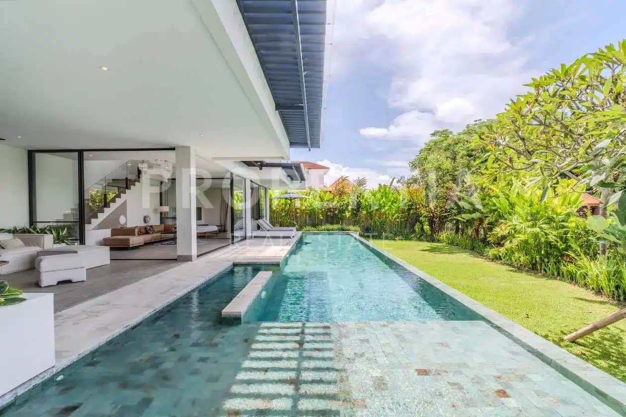 4-bedroom leasehold villa in Buduk/Mengwi — photo 3 of 5