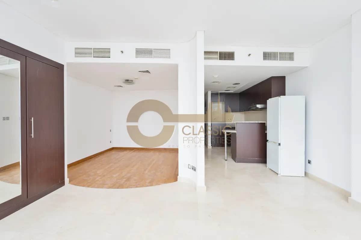studio freehold apartment in DIFC — photo 3 of 5
