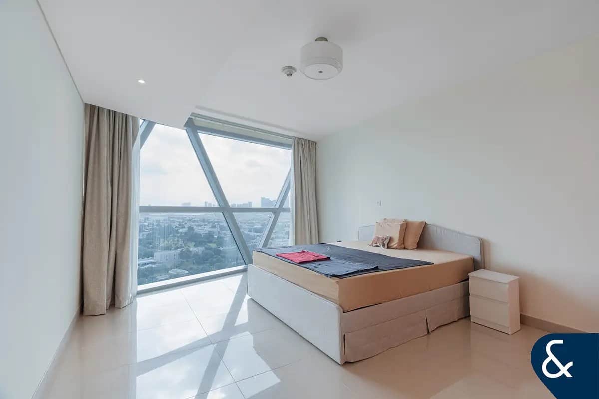 3-bedroom freehold apartment in DIFC — photo 1 of 5