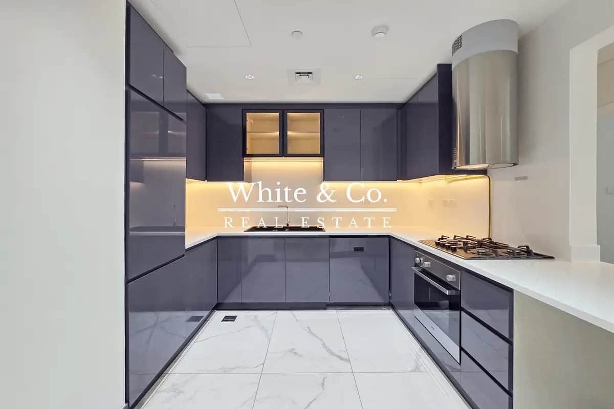 2-bedroom freehold apartment in Business Bay — photo 3 of 5
