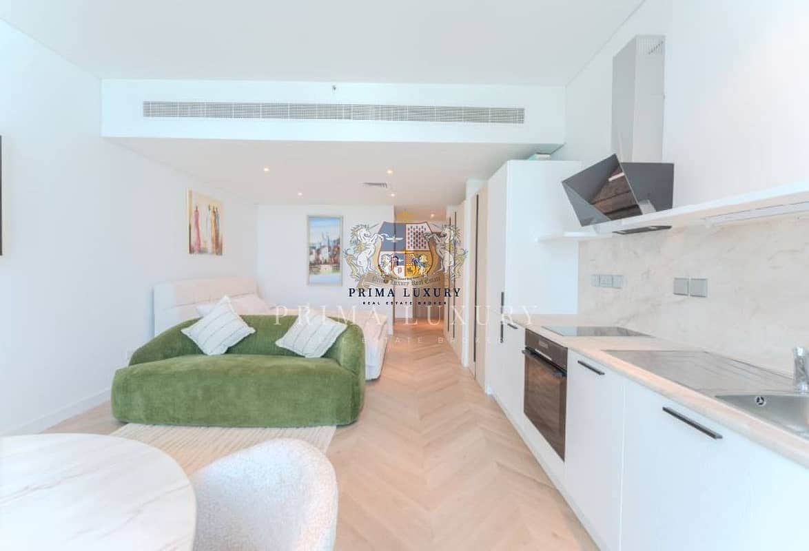studio freehold apartment in DIFC — photo 1 of 4
