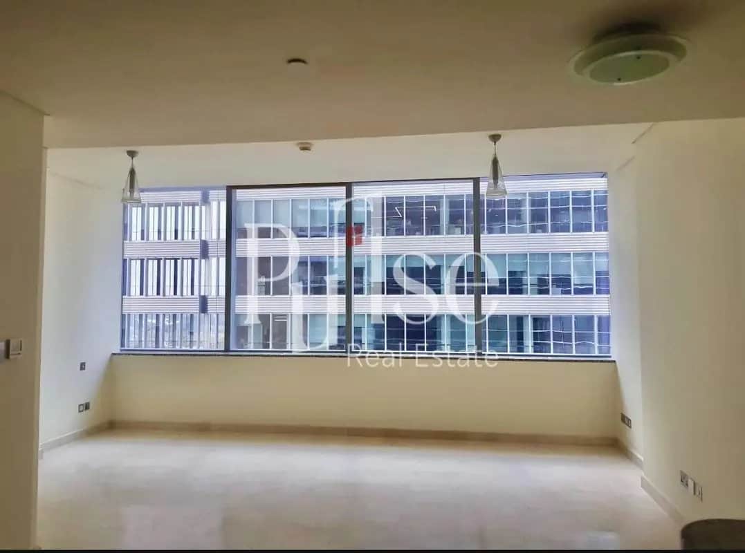 studio freehold apartment in DIFC — photo 1 of 4