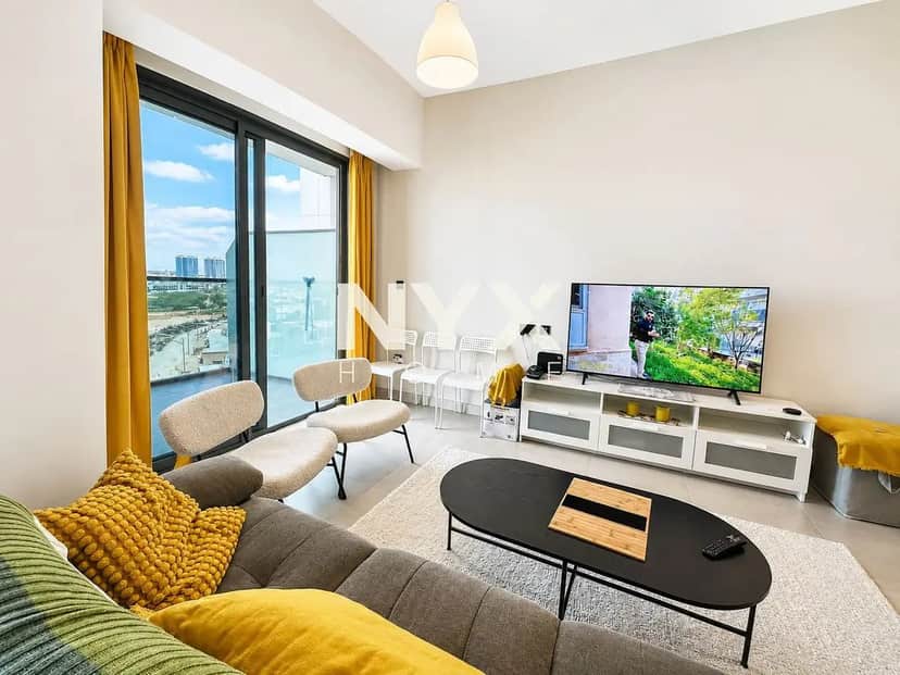 1-bedroom freehold apartment in DAMAC Hills — photo 3 of 5