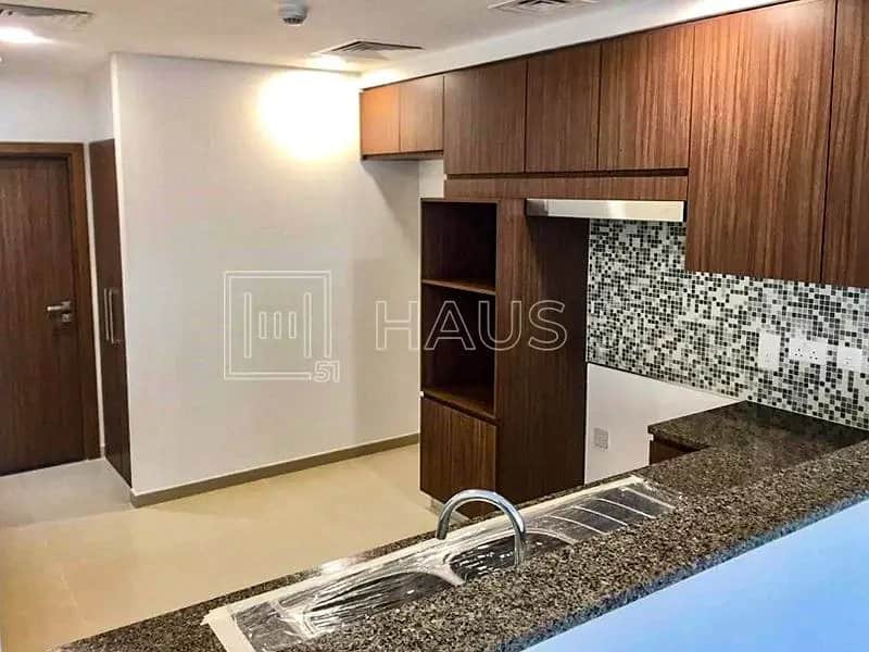 3-bedroom freehold villa in Mudon — photo 2 of 4