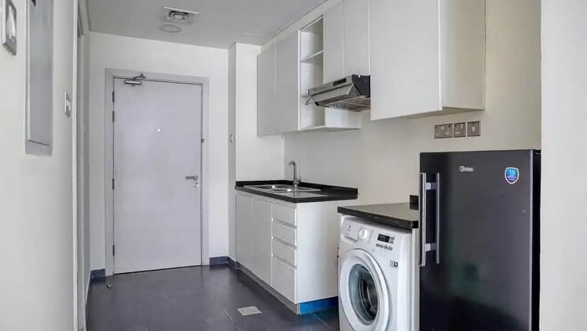 studio freehold apartment in DAMAC Hills — photo 5 of 5