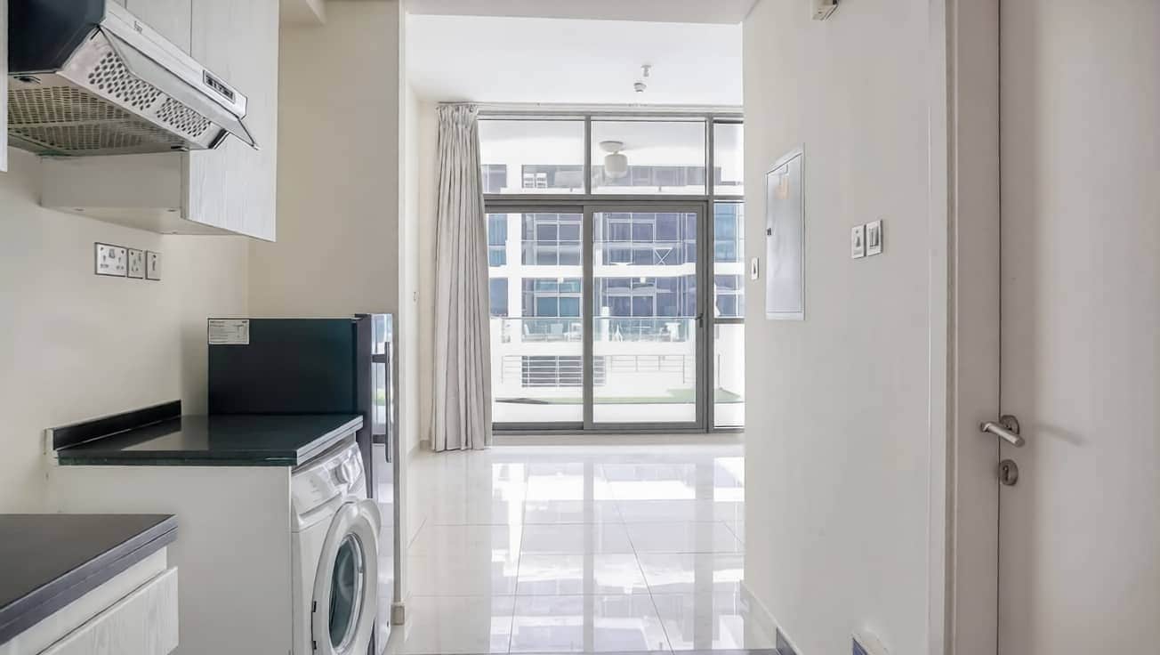 studio freehold apartment in DAMAC Hills — photo 4 of 5