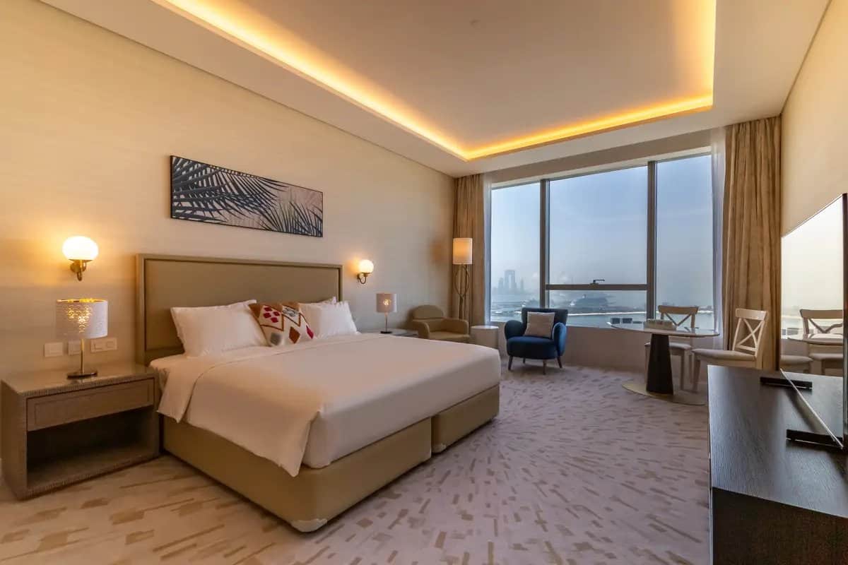 studio freehold apartment in Palm Jumeirah — photo 1 of 5