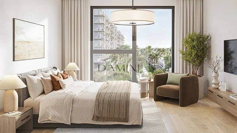 3-bedroom freehold apartment in Town Square — photo 2 of 5