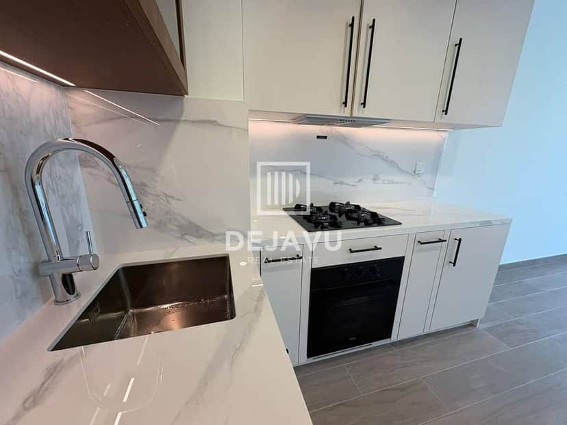 1-bedroom freehold apartment in Town Square — photo 4 of 5