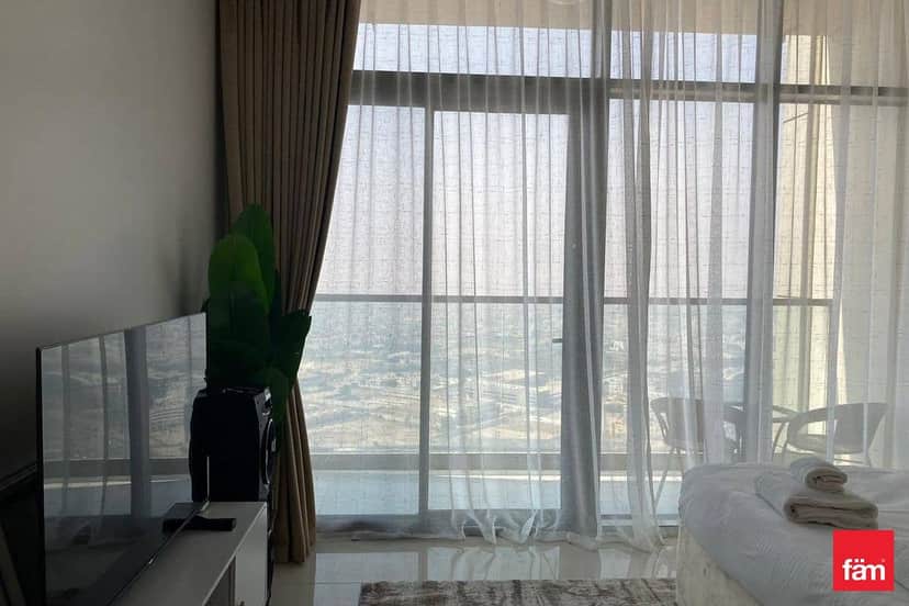studio freehold apartment in Business Bay — photo 4 of 5