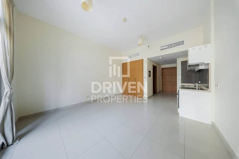 studio freehold apartment in Downtown Dubai — photo 2 of 5