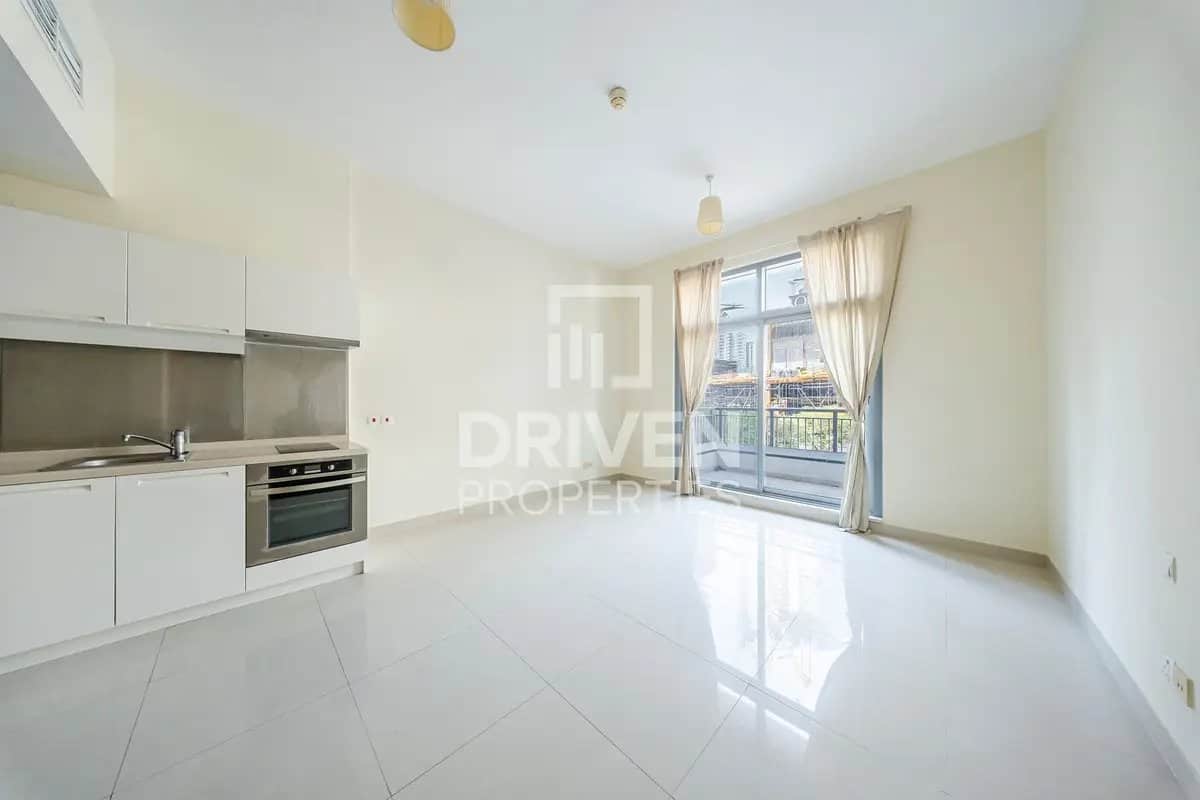 studio freehold apartment in Downtown Dubai — photo 3 of 5