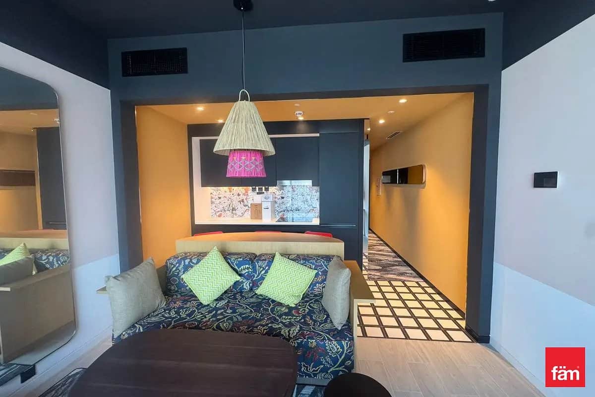 studio freehold apartment in Business Bay — photo 3 of 5