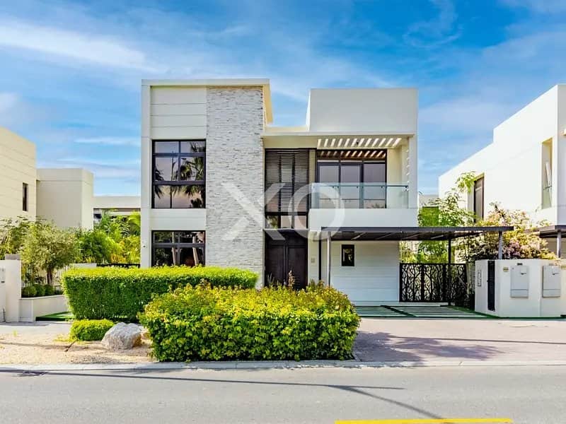 5-bedroom freehold villa in DAMAC Hills — photo 1 of 4