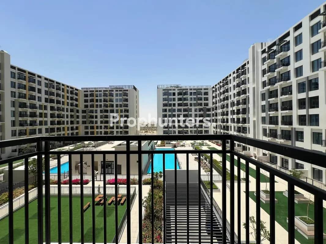 1-bedroom freehold apartment in Town Square — photo 2 of 4