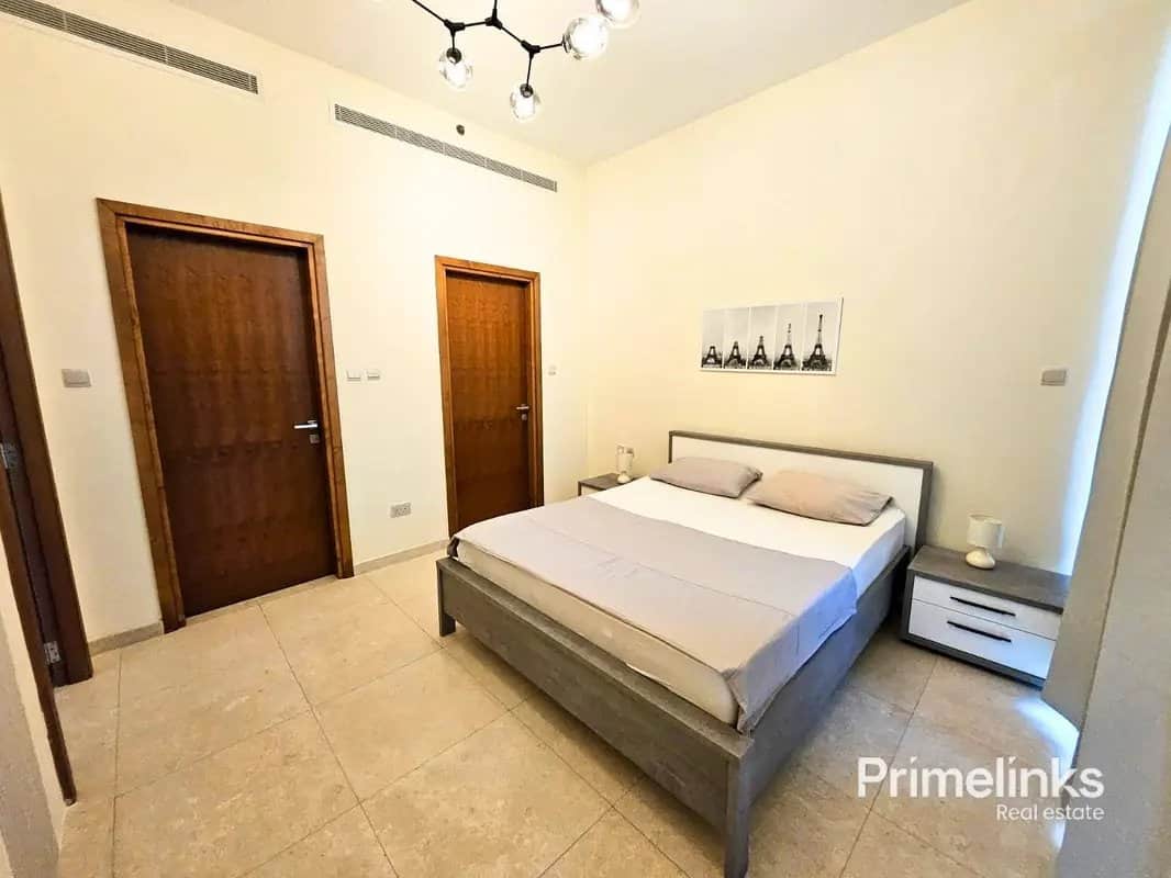 studio freehold apartment in Business Bay — photo 1 of 5