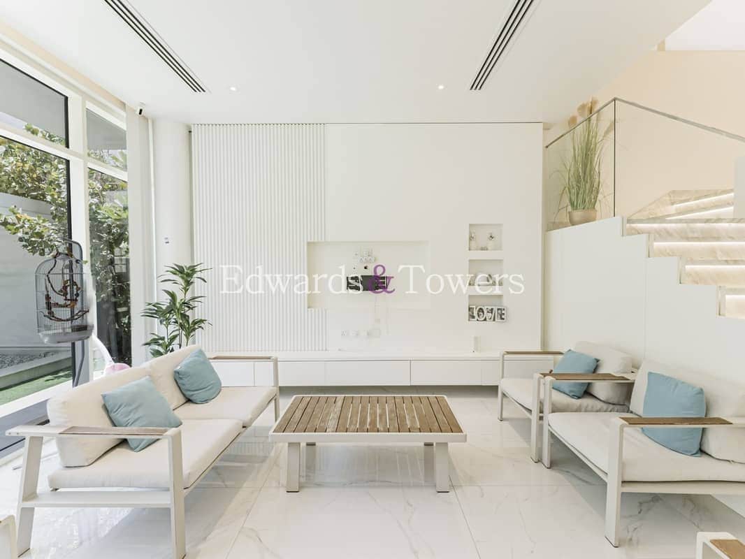 5-bedroom freehold villa in DAMAC Hills — photo 3 of 4