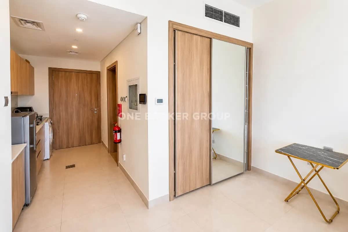 studio freehold apartment in Dubai Hills Estate — photo 2 of 4