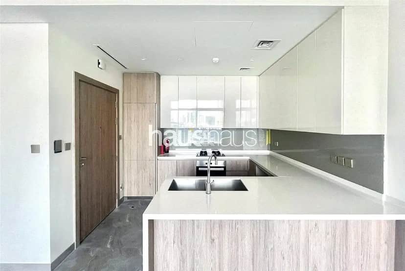 2-bedroom freehold apartment in Business Bay — photo 5 of 5