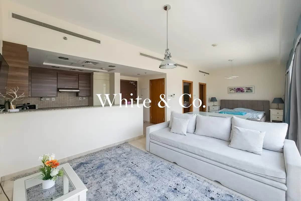 studio freehold apartment in Business Bay — photo 1 of 5