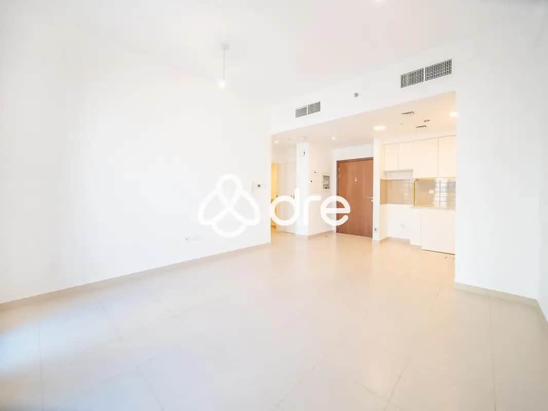 1-bedroom freehold apartment in Town Square — photo 4 of 4