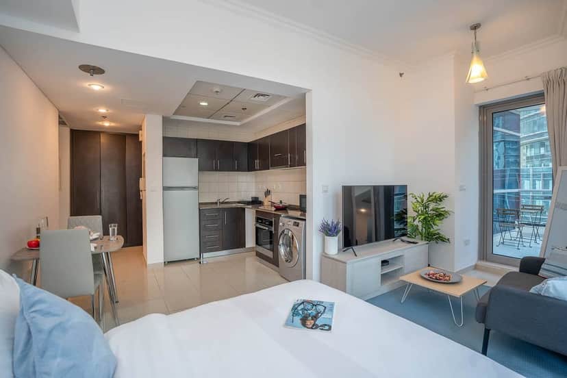 studio freehold apartment in Dubai Marina — photo 2 of 5