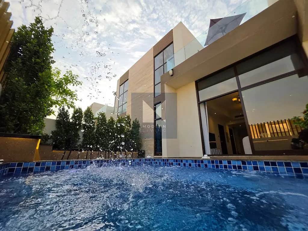 4-bedroom freehold villa in Mohammed Bin Rashid City (MBR City) — photo 1 of 5