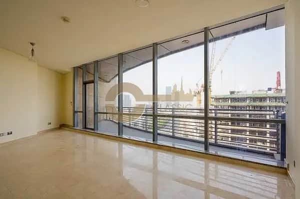 studio freehold apartment in DIFC — photo 2 of 4