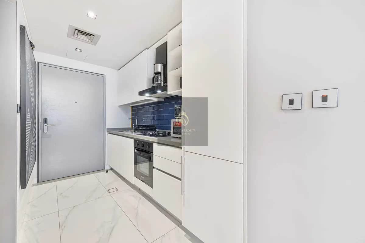 studio freehold apartment in Business Bay — photo 5 of 5