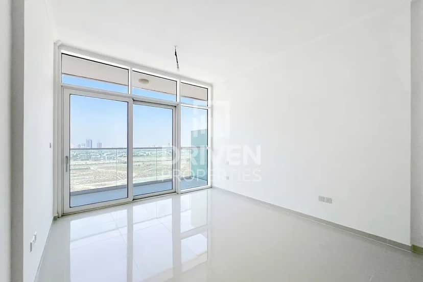 studio freehold apartment in DAMAC Hills — photo 2 of 4