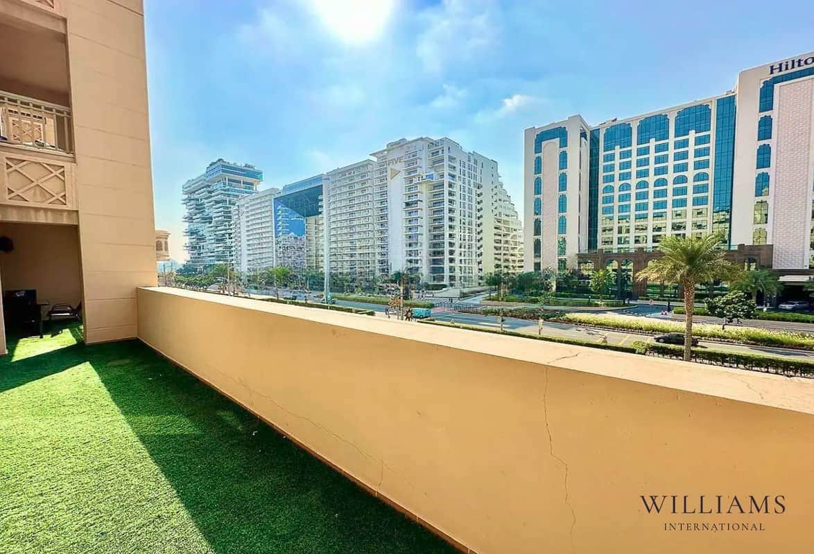 2-bedroom freehold apartment in Palm Jumeirah — photo 1 of 4