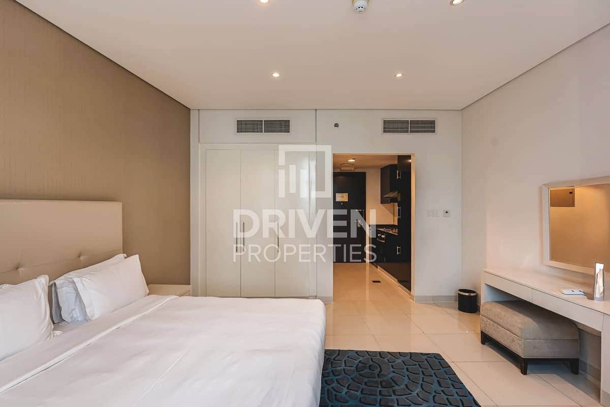 studio freehold apartment in Business Bay — photo 1 of 4