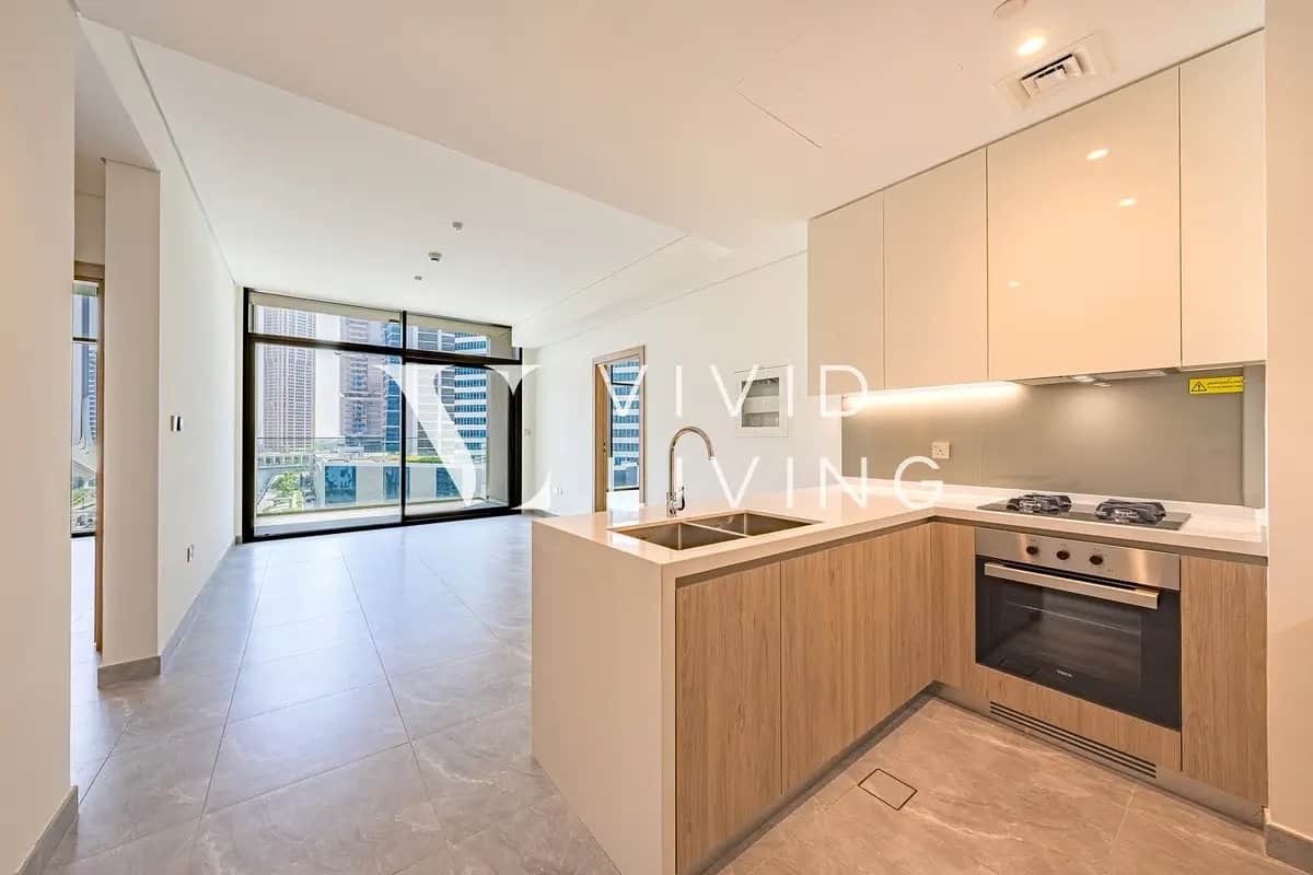 2-bedroom freehold apartment in Business Bay — photo 2 of 4