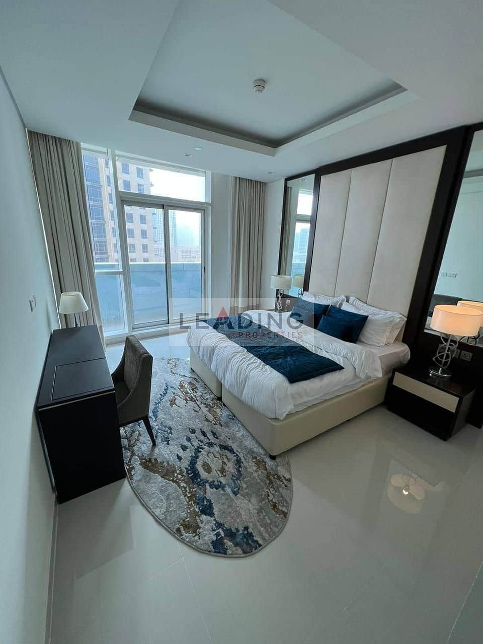 3-bedroom freehold apartment in Downtown Dubai — photo 1 of 4
