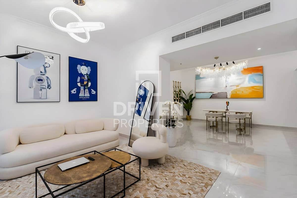 2-bedroom freehold apartment in Downtown Dubai — photo 1 of 4