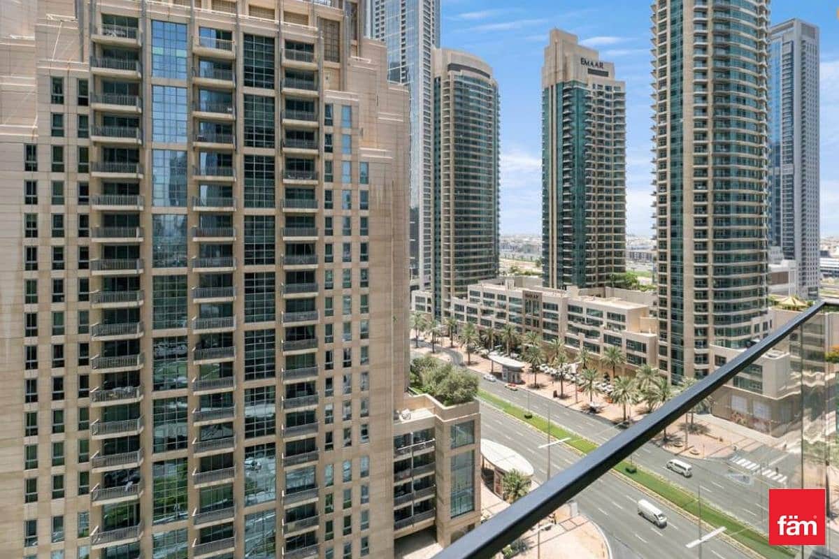 2-bedroom freehold apartment in Downtown Dubai — photo 1 of 4