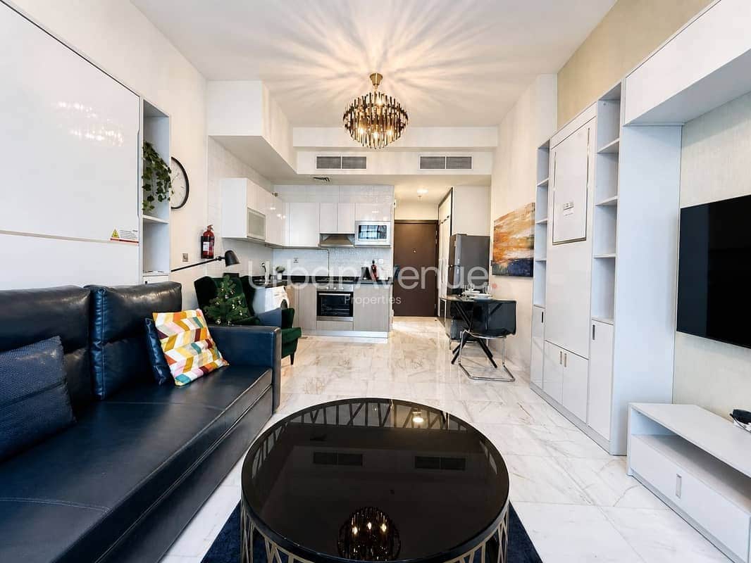 studio freehold apartment in Business Bay — photo 1 of 4