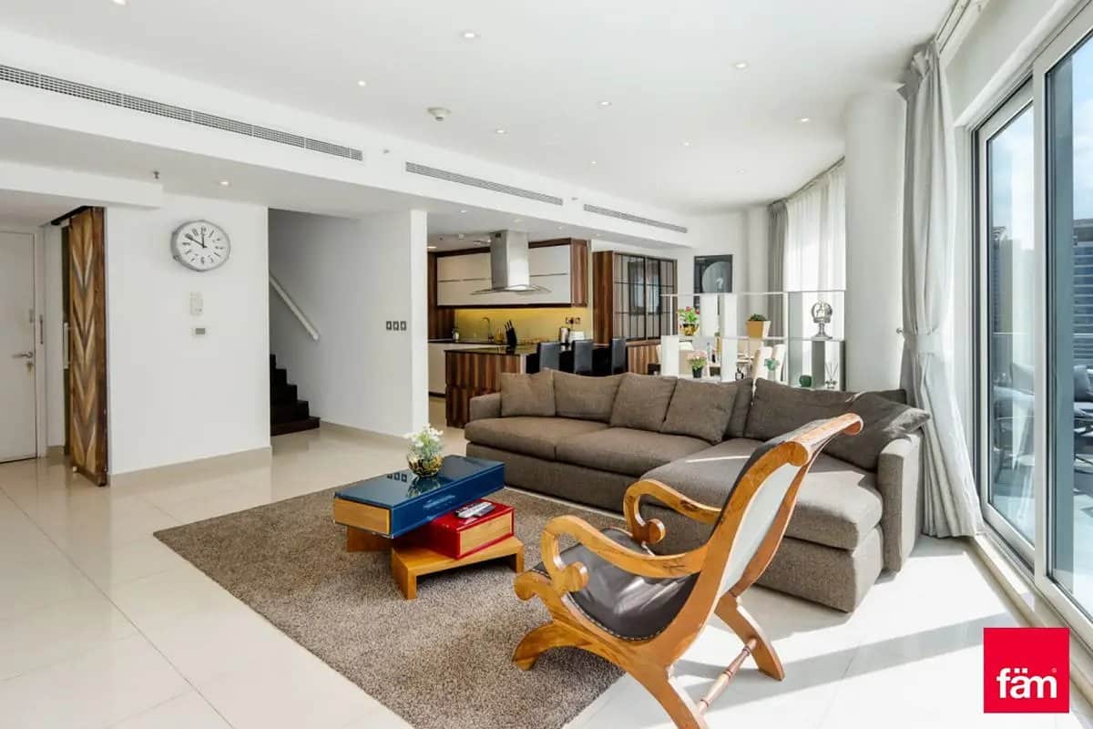 3-bedroom freehold apartment in Dubai Marina — photo 1 of 4
