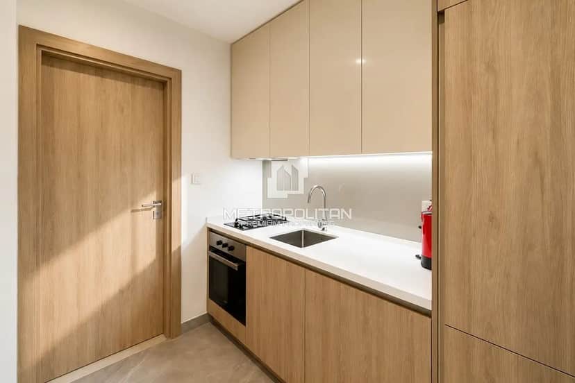 studio freehold apartment in Business Bay — photo 3 of 5
