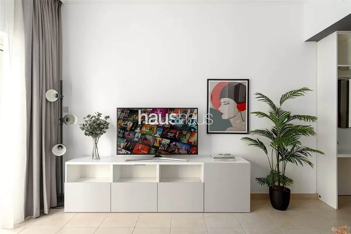 studio freehold apartment in Downtown Dubai — photo 5 of 5