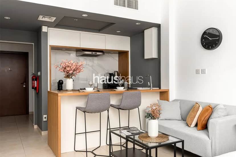 studio freehold apartment in Downtown Dubai — photo 3 of 5