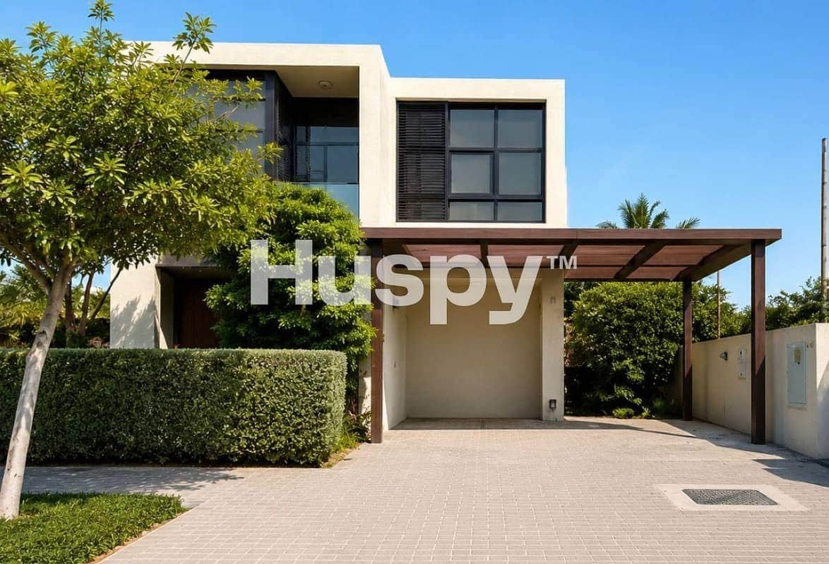 6-bedroom freehold villa in DAMAC Hills — photo 1 of 4